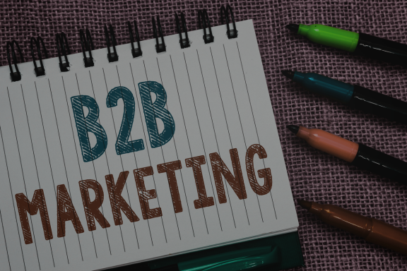 Dominando Leads B2B em Pesquisa Paga: 5 Estratégias Essenciais para 2024