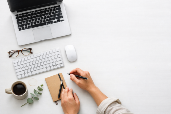 imagem Como Montar Um Setup Minimalista Para Home Office Sem Perder Conforto E Produtividade